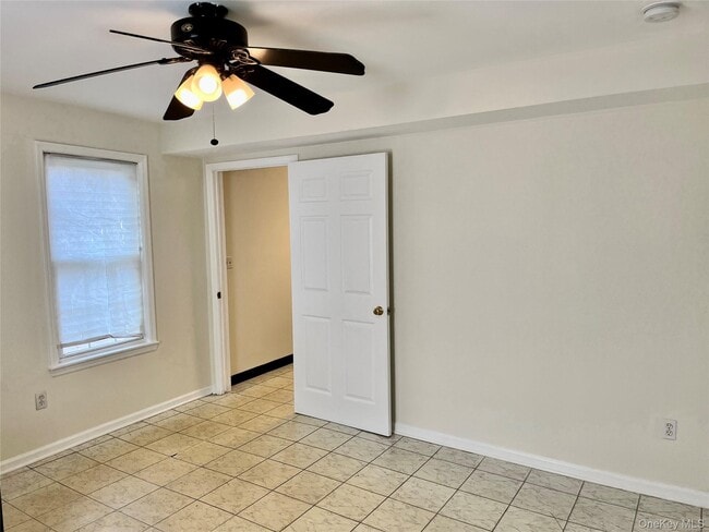 Photo - 109 Main St
