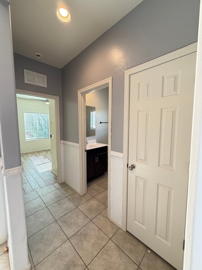 Photo - 43806 Juniper Ave
