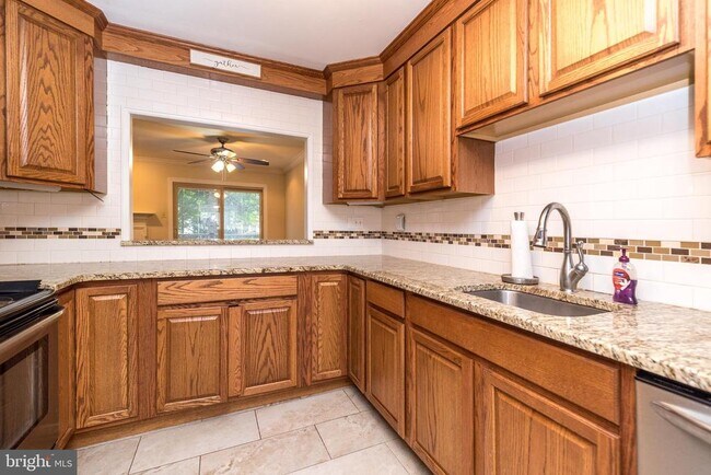 108 Susan Constant Ct