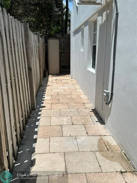 Photo - 7534 NE 6th Ct Unit 2