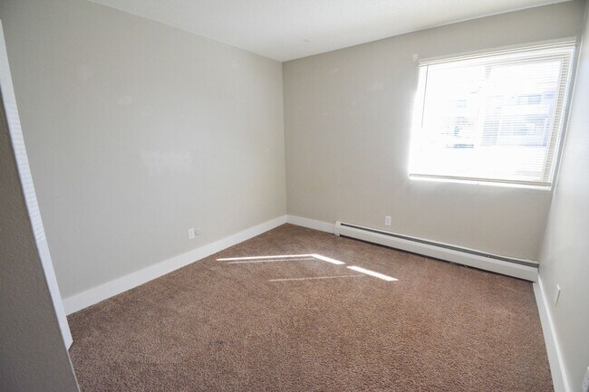 Photo - Main floor condo with great patio & many updates!