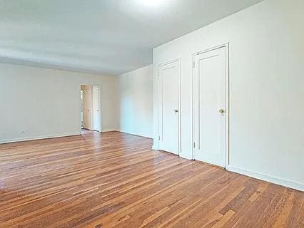 Photo - 5620 Netherland Ave
