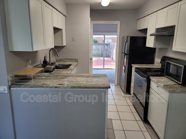 Photo - 2449 Reagan Ave