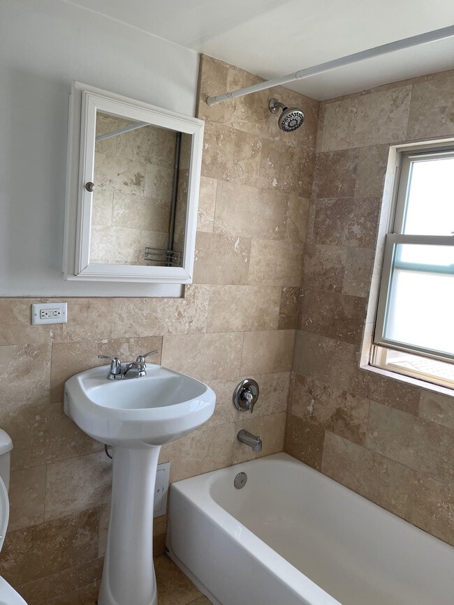 Photo - 7630 N Milwaukee Ave Unit ONE BED