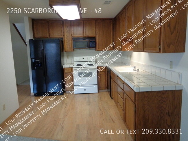 Photo - 2250 Scarborough Dr
