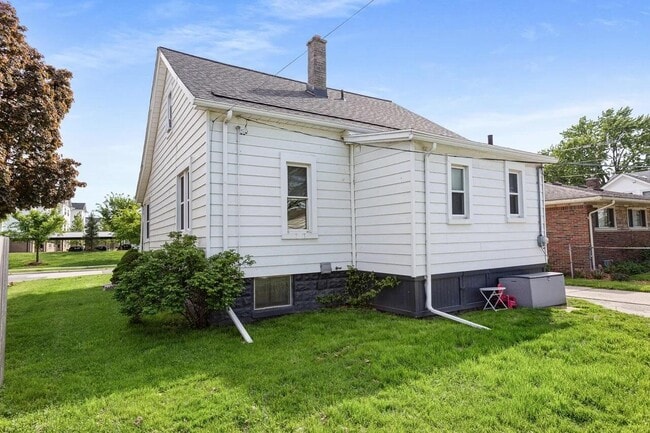 Photo - 22713 Lanse St