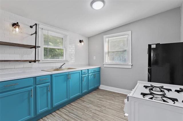 Photo - 2821 Gladstone Dr