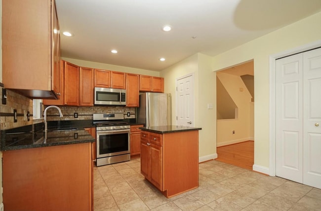 Photo - 13513 Niagara Falls Ct