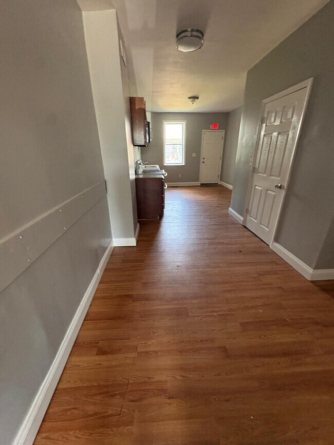 Photo - 646 Cokesbury Ave