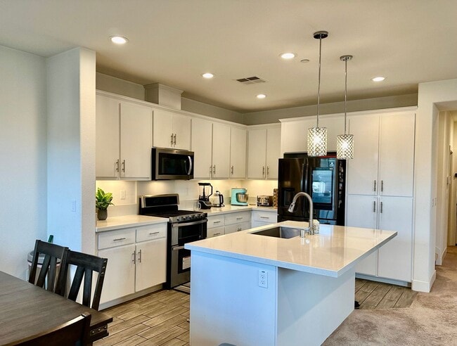 Photo - 15509 Monterey Rd
