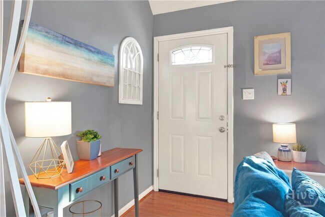 Photo - 102 W Magnolia Ave