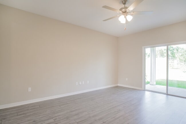 Photo - 383 Fellbrook Dr