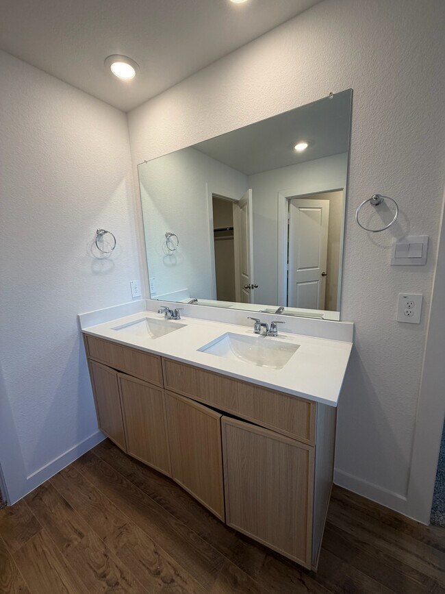 Photo - 3550 Blue Mockingbird St