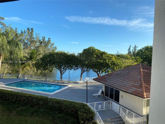 Building Photo - 8200 SW 210th St Unit 217