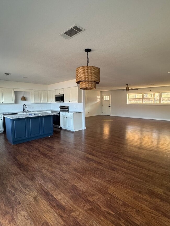 Photo - Lakefront Living at Its Best — Completely Remodeled 3BR/2BA with Private Dock