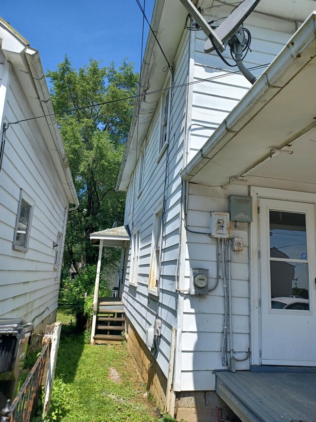 Photo - 1001 S Cameron St