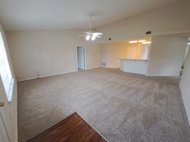 Photo - Jaimee Leigh Dr. 4851