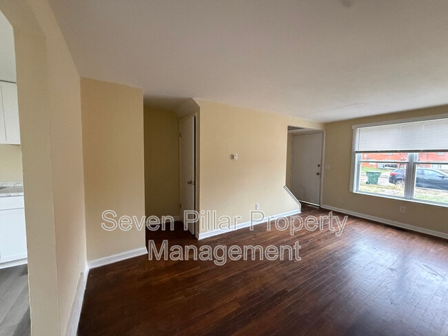 Photo - 3733 Briggs Rd