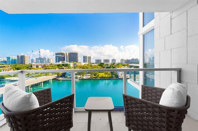 Photo - 9521 E Bay Harbor Dr Unit 802