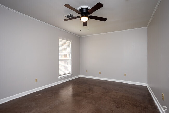 1BR, 1BA - 900SF - Riverside At Oakbourne Townhomes