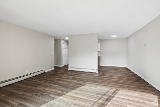 1 dormitorio, 1 baño - 600 pies cuadrados - Sala de estar y comedor