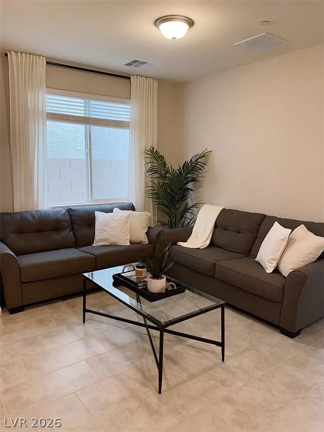 Photo - 4062 Landriano Ave