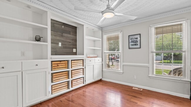 Photo - 435 Currituck Dr