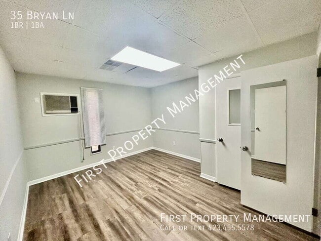 35 Bryan Ln