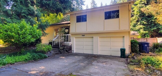 Building Photo - Kirkland, Finn Hill Location Rental