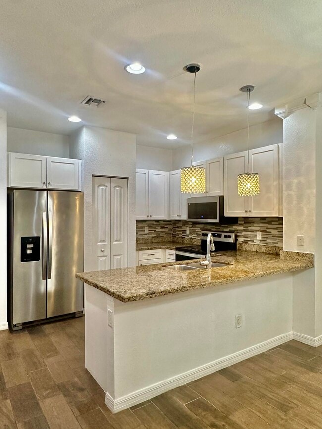 Photo - 1132 Vermilion Dr