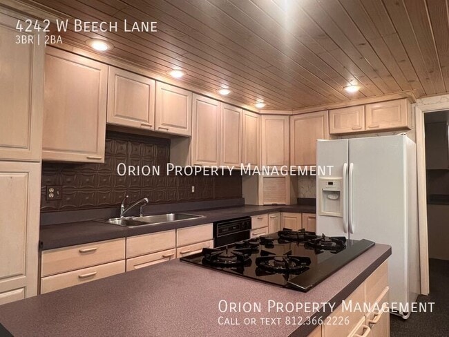 Photo - 4242 W Beech Ln