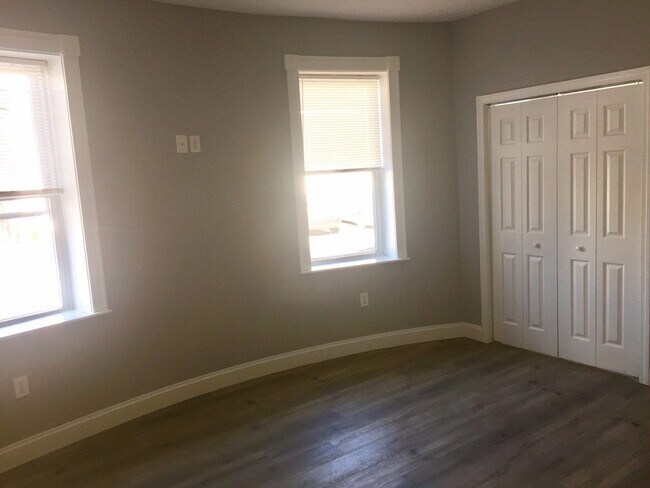 Photo - 7 Leicester St Unit 2