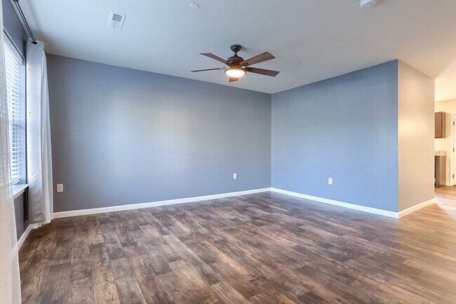 Photo - 531 Byler Cir