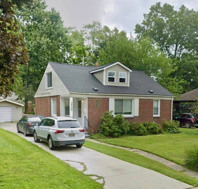 Photo - 16710 Garfield St