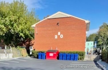 Photo - 20 N Taylor Ave