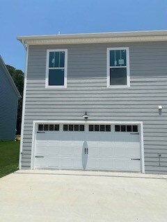 Photo - 1862 Young Rd SE