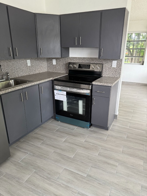 Photo - 1820 NW 34th St Unit 1