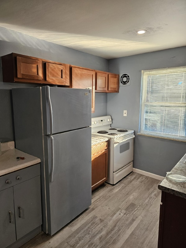 13 Orchard Ave Unit 4