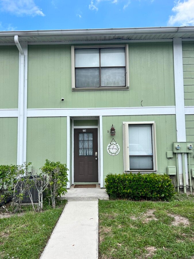 Photo - 778 Hill Dr