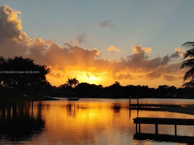 Building Photo - 14760 Lewis Rd