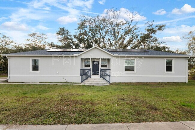 Photo - 902 W Alsobrook St