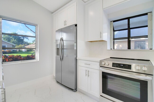 Photo - 8055 Sweetbriar Way