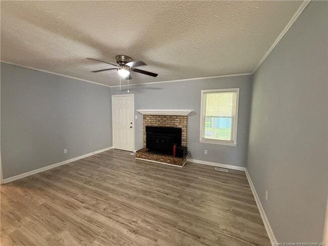 Photo - 1611 Diplomat Dr