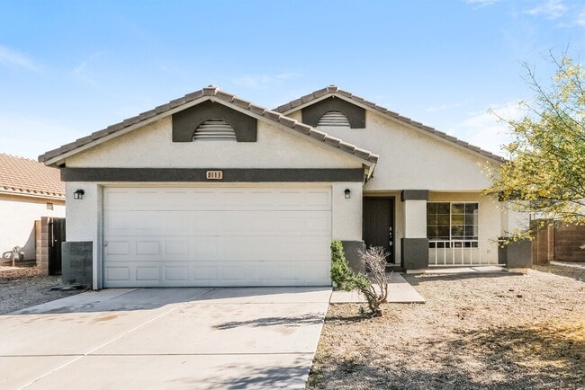 Building Photo - 8113 W Pima St