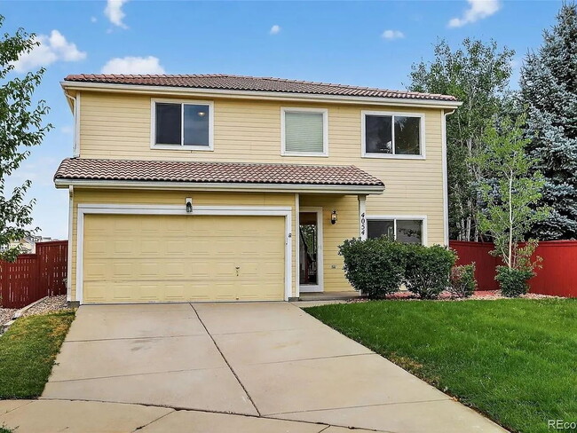 Building Photo - Beautiful Home with Open Floor Plan, Spacious Loft & Private Fenced Yard!!
