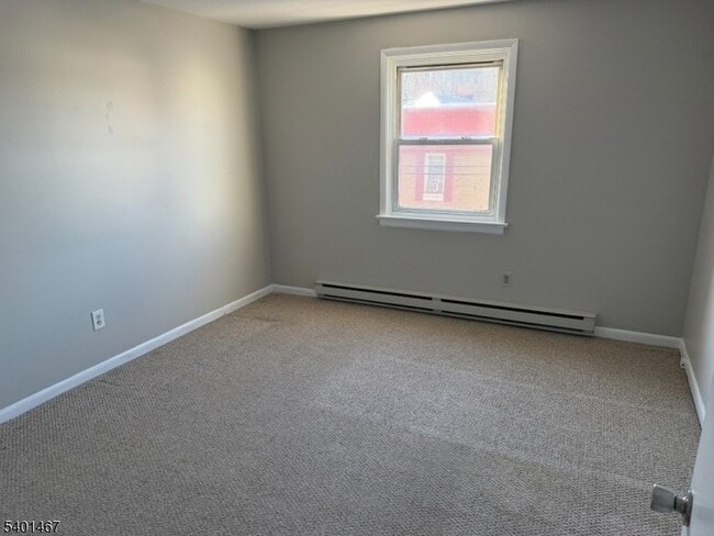 Photo - 57 Main St Unidad 3