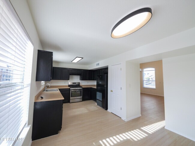 Photo - 3313 Tierra Yvette Ln