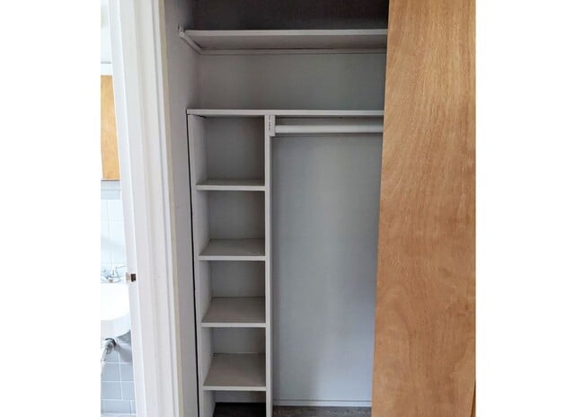 Photo - 3233 Whitfield Ave Unit 3233-04