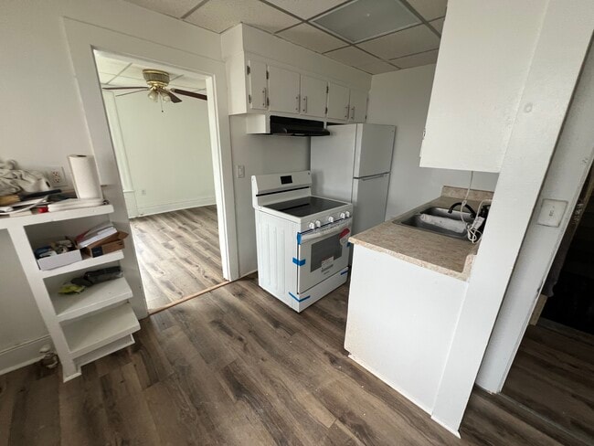 Whole unit Under renovations still - 167 Salem St Townhome