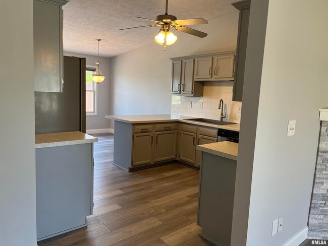 Photo - 1704 Tern Pl